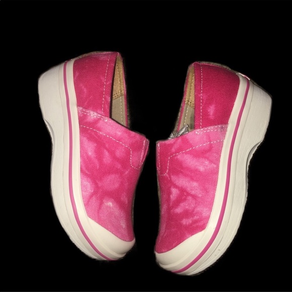 •❌•DANSKO | NIB | PINK TIE DYE Clogs • - Picture 8 of 8